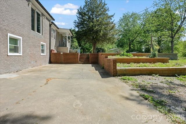 34438 Springdale Drive, New London, NC 28127