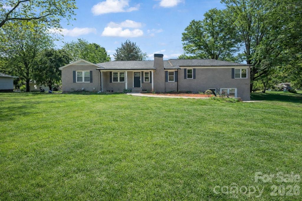 34438 Springdale Drive, New London, NC 28127