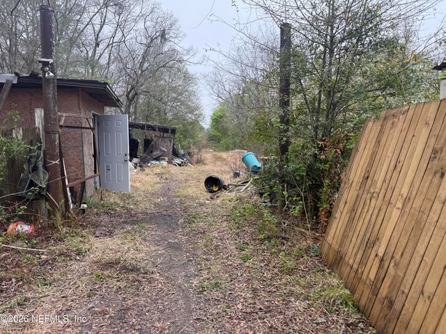 1084 HOOD Avenue, Jacksonville, FL 32254