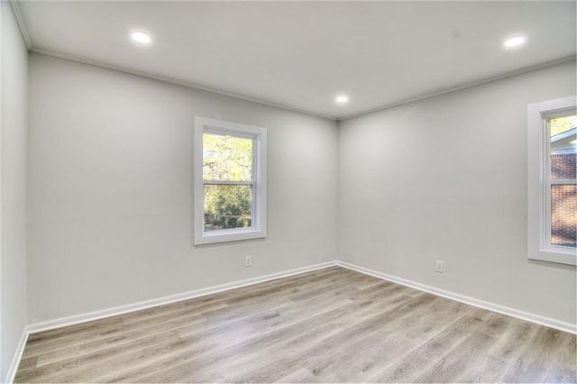 1215 Sheppard Place, Stone Mountain, GA 30083