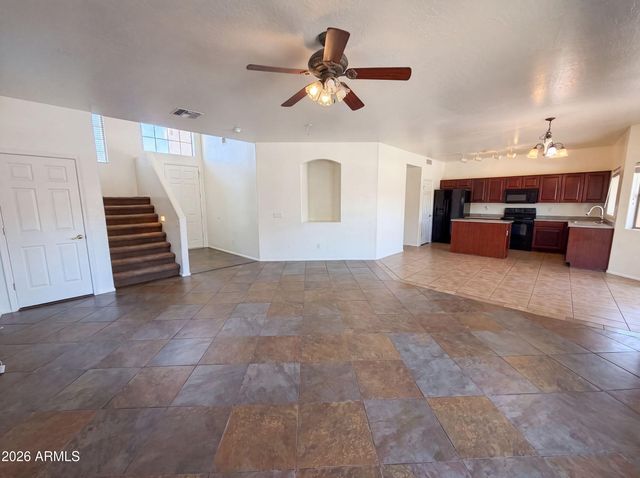 17268 W ELAINE Drive, Goodyear, AZ 85338