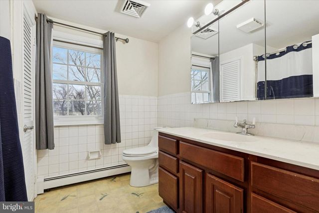 316 BABYLON RD, Horsham, PA 19044