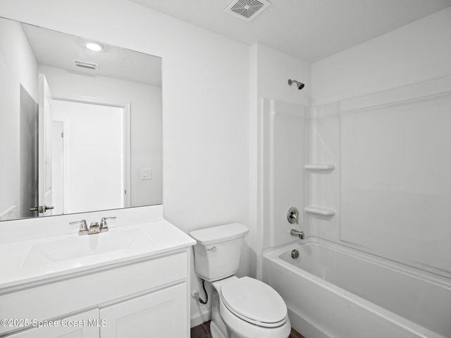 1668 Colebrook Circle SW, Palm Bay, FL 32908