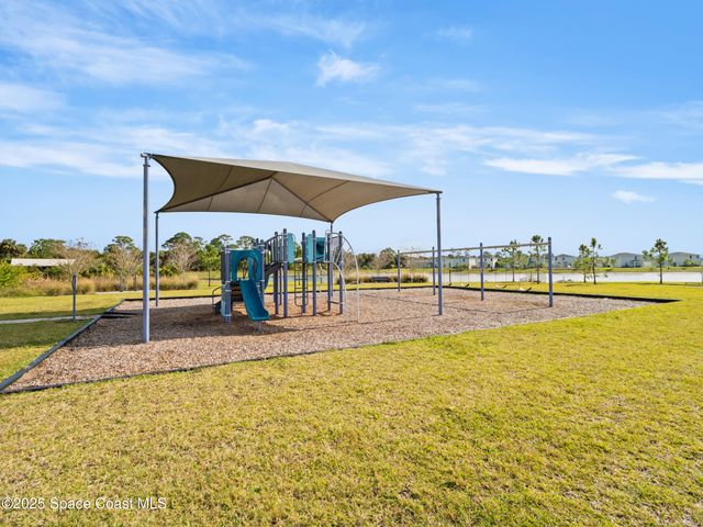 1668 Colebrook Circle SW, Palm Bay, FL 32908