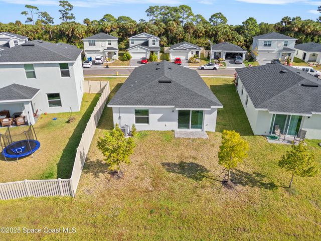 1668 Colebrook Circle SW, Palm Bay, FL 32908