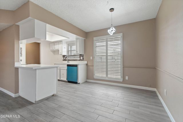 6700 Escondido Drive A5, El Paso, TX 79912