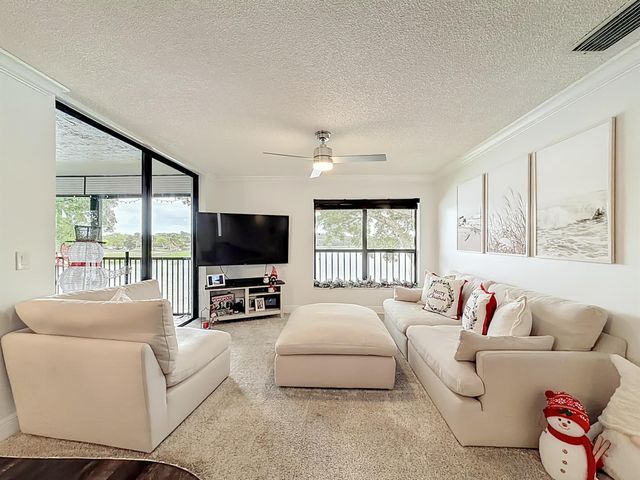 2846 Carambola Circle S, Coconut Creek, FL 33066