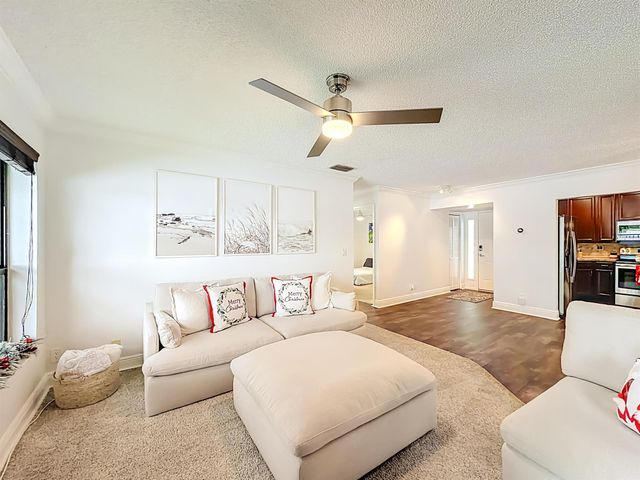 2846 Carambola Circle S, Coconut Creek, FL 33066