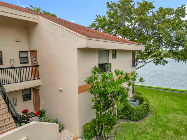 2846 Carambola Circle S, Coconut Creek, FL 33066