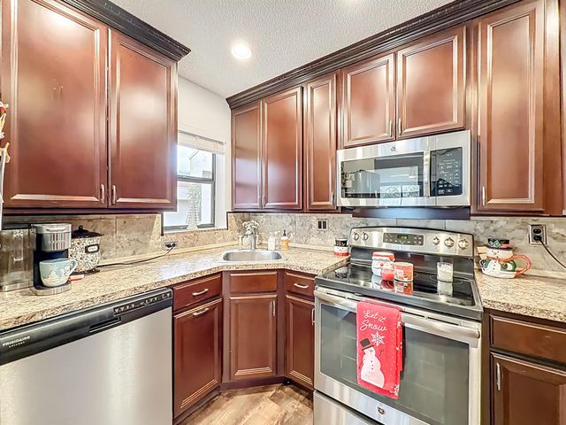 2846 Carambola Circle S, Coconut Creek, FL 33066