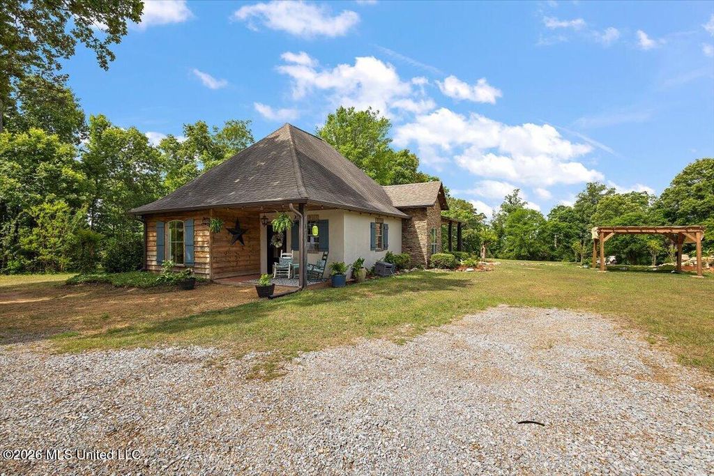 6310 Highway 145, Meridian, MS 39301