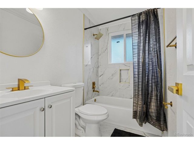 7620 Acoma Ct, Denver, CO 80221