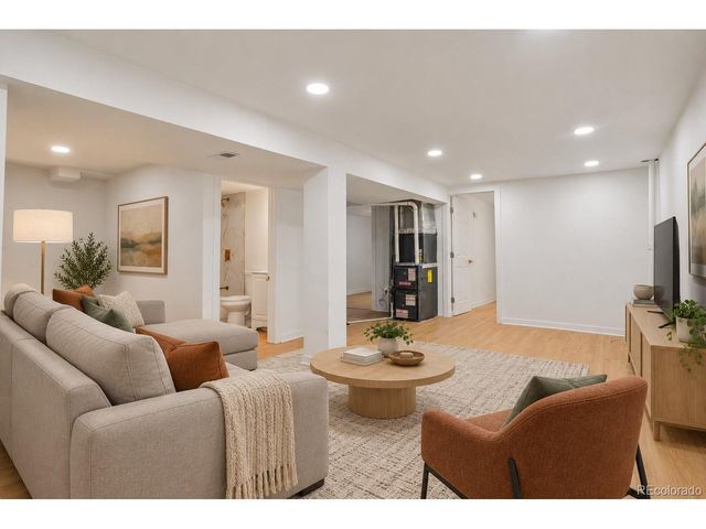 7620 Acoma Ct, Denver, CO 80221