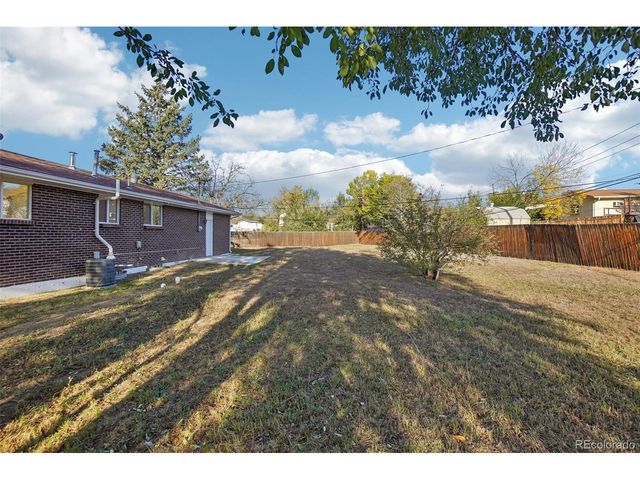 7620 Acoma Ct, Denver, CO 80221