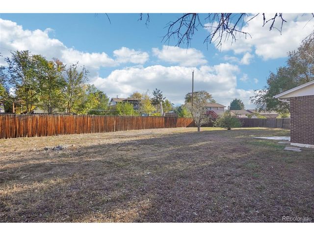7620 Acoma Ct, Denver, CO 80221
