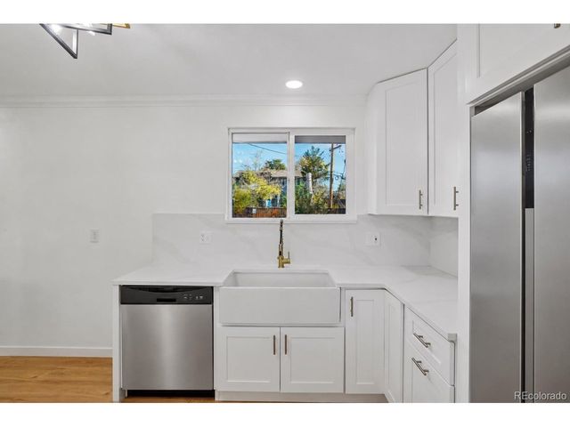 7620 Acoma Ct, Denver, CO 80221