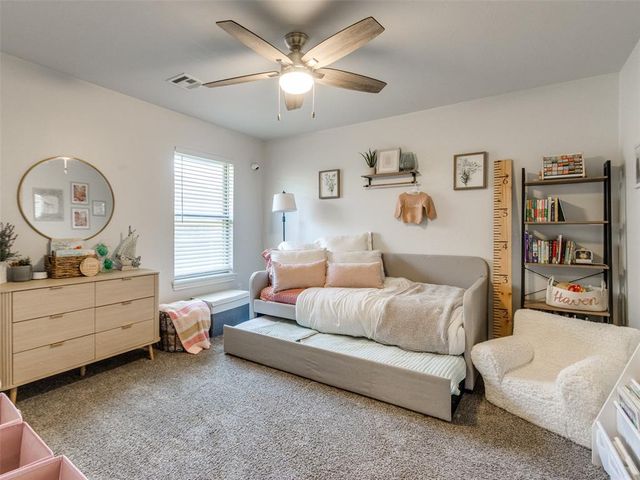 8921 Stacy Lynn Lane, Yukon, OK 73099