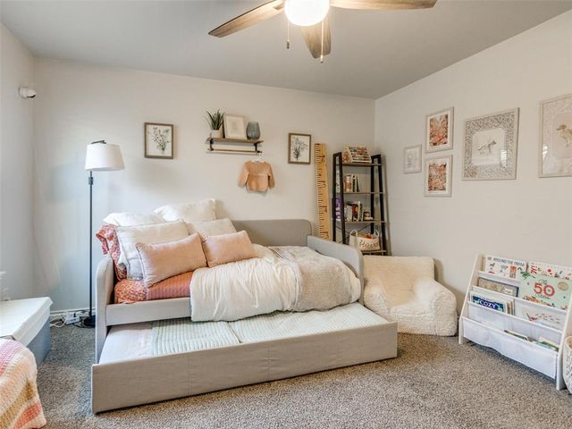 8921 Stacy Lynn Lane, Yukon, OK 73099