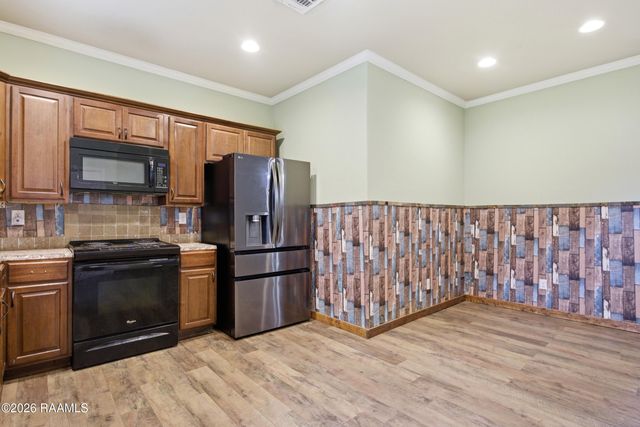 211 Stoneridge Drive, Duson, LA 70529