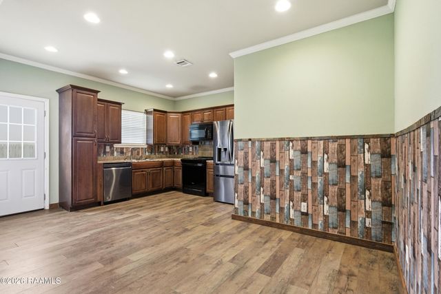 211 Stoneridge Drive, Duson, LA 70529