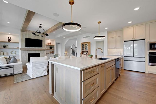 18604 Howe Drive, Overland Park, KS 66085