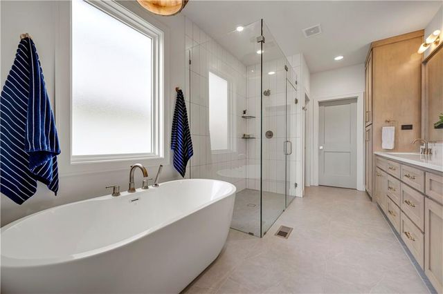 18604 Howe Drive, Overland Park, KS 66085