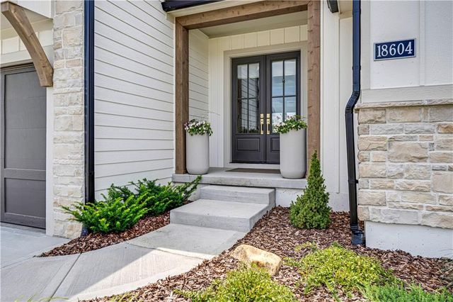 18604 Howe Drive, Overland Park, KS 66085