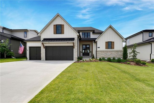 18604 Howe Drive, Overland Park, KS 66085