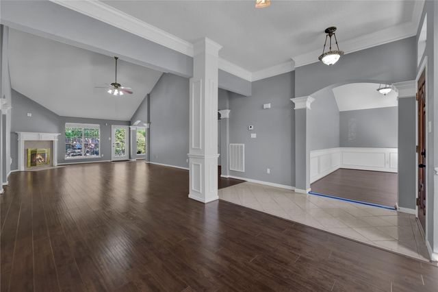 27186 Kings Manor Drive S, Humble, TX 77339