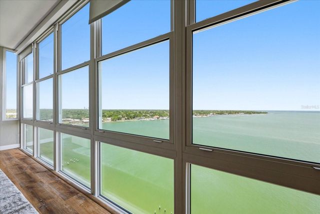 7200 SUNSHINE SKYWAY LANE S 16G, St Petersburg, FL 33711