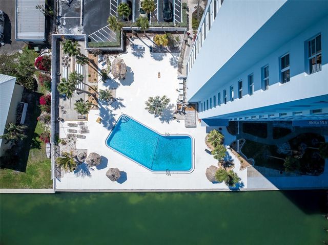 7200 SUNSHINE SKYWAY LANE S 16G, St Petersburg, FL 33711