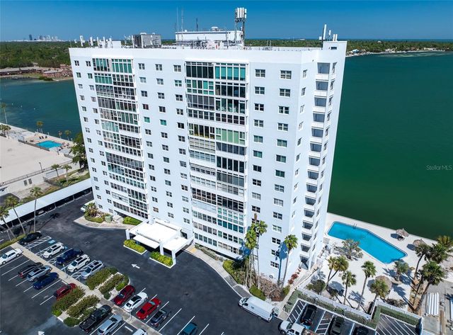 7200 SUNSHINE SKYWAY LANE S 16G, St Petersburg, FL 33711