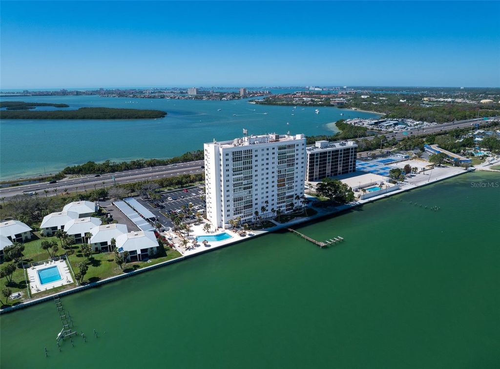 7200 SUNSHINE SKYWAY LANE S 16G, St Petersburg, FL 33711
