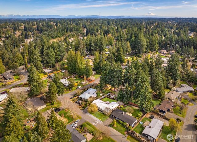 10124 241st Place SW, Edmonds, WA 98020