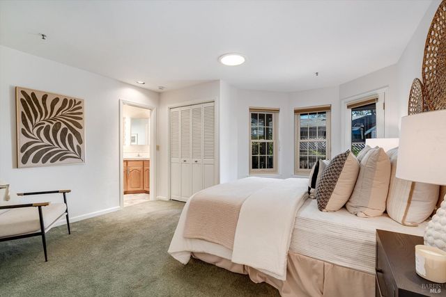 2908 Victoria Ct, Napa, CA 94558