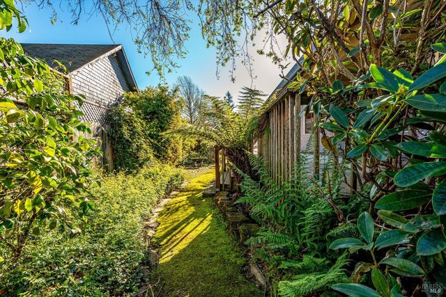 2908 Victoria Ct, Napa, CA 94558