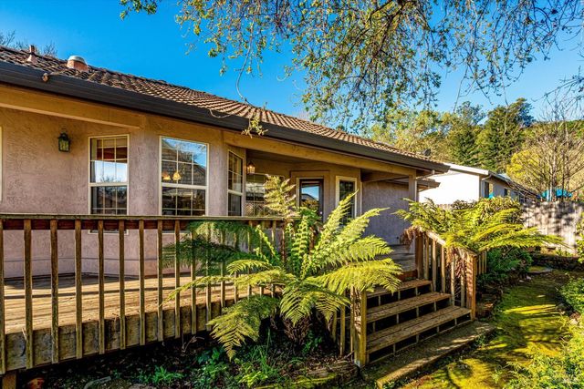 2908 Victoria Ct, Napa, CA 94558