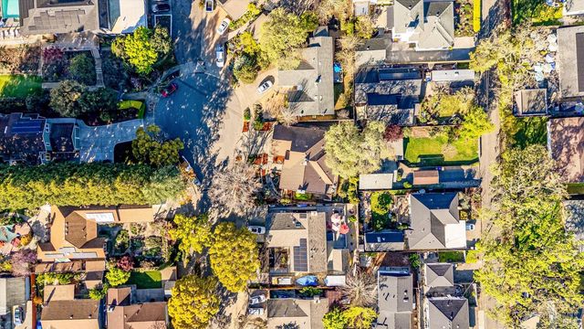 2908 Victoria Ct, Napa, CA 94558