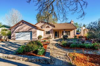 2908 Victoria Ct, Napa, CA 94558