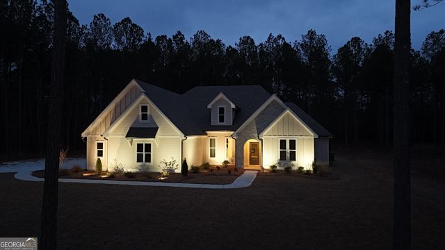 184 Flint Farms Drive, Concord, GA 30206