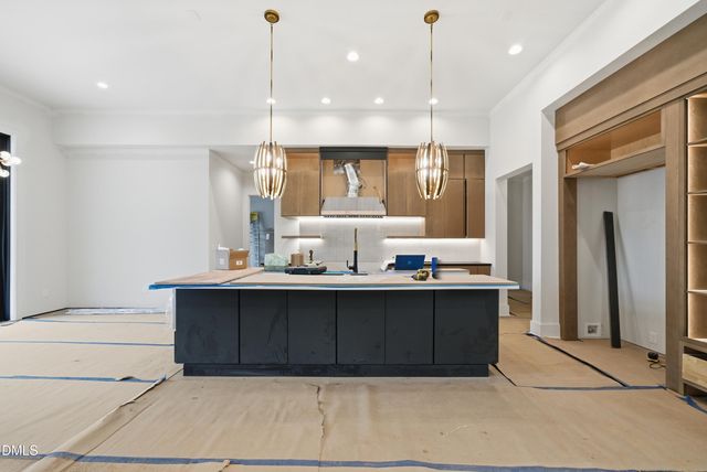 1925 Hunting Ridge Road, Raleigh, NC 27615