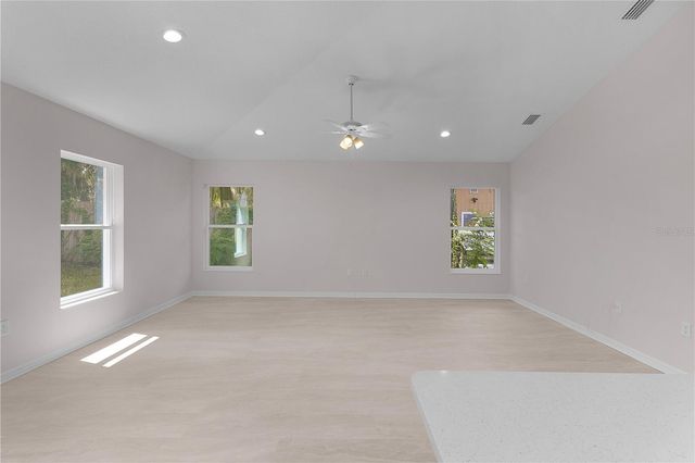 100 SEQUOIA TRAIL, Ocklawaha, FL 32179