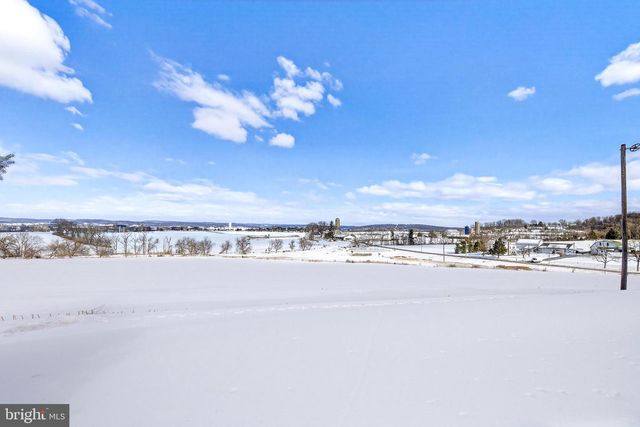 154 VALLEY VIEW DR, Ephrata, PA 17522