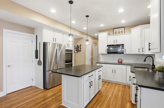 3090 Reynoldsburg - New Albany Road, New Albany, OH 43054