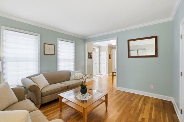 3090 Reynoldsburg - New Albany Road, New Albany, OH 43054