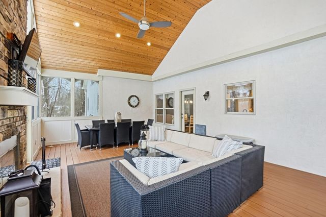 3090 Reynoldsburg - New Albany Road, New Albany, OH 43054