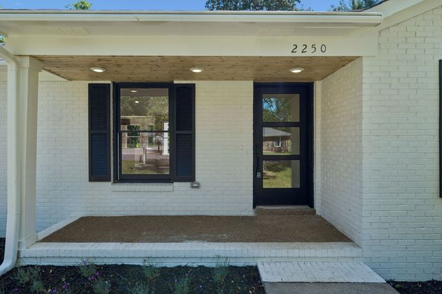 2250 Wiltshire Dr, Murfreesboro, TN 37129