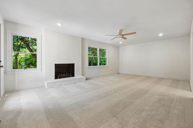 2250 Wiltshire Dr, Murfreesboro, TN 37129