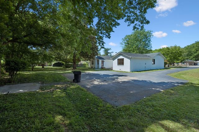 2250 Wiltshire Dr, Murfreesboro, TN 37129