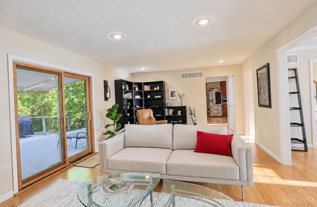 2331 Donnington Lane, Anderson Twp, OH 45244